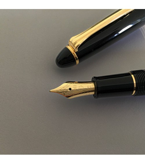 Stylo-plume Sailor 1911S Gold Black, à L’Ecritoire design, Lausanne