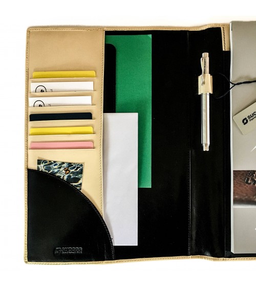 Porte-bloc Success A4 cuir noir et beige, 10 compartiments cartes et feuilles volantes, boucle stylo, bloc-notes.