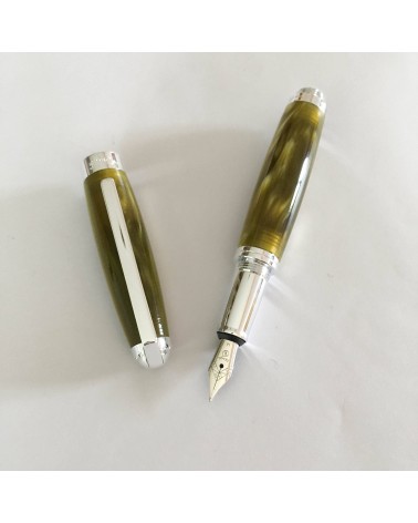 Stylo-plume Récife Baoshi Soyouz Citrine (tons vert olive clairs et foncés, effet   chatoyant), plume en acier M