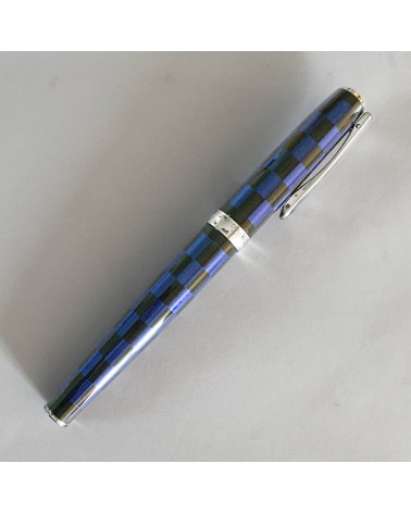 Stylo-plume Diplomat Excellence A+ Rome Noir-Bleu, bec (plume) acier B, M, ou F, fabriqué en Allemagne.