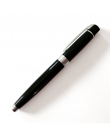 Roller Sheaffer 300 Glossy Black, attributs chromés, avec le point blanc caractéristique de la marque