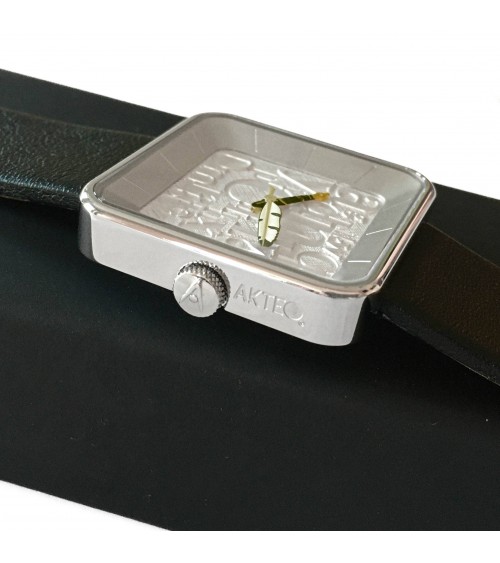 Montre AKTEO Ecrivain sQuare 35, bracelet cuir noir.