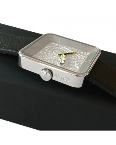 Montre AKTEO Ecrivain sQuare 35, bracelet cuir noir.