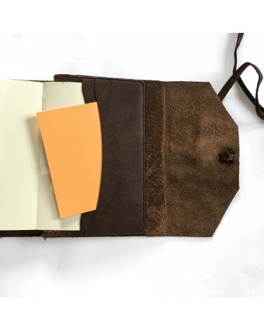 Carnet rechargeable Manufactus Laccio, couverture cuir de veau marron, fabriqué en Italie