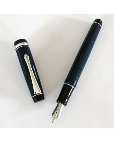 Stylo-plume Pilot Custom Heritage Bleu, résine bleue, plume or 14 carats largeur M ou B