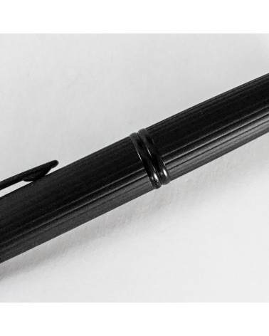 Stylo-plume Pilot Capless Stripe Noir