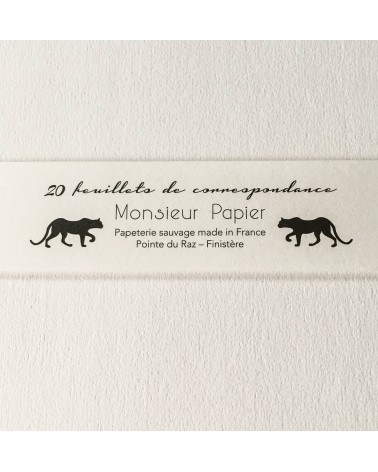 Vingt feuilles de papier à lettres Monsieur Papier avec entête « Vol de nuit »