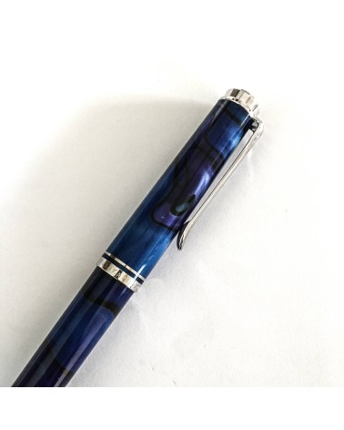 Stylo-bille Pelikan Souverän K805 Blue Dunes, attributs finition palladium