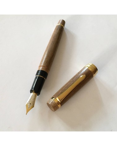 Stylo-plume Pilot Custom Enju, corps bois d’arbre des pagodes, bec or 18 carats largeur M, étui cuir