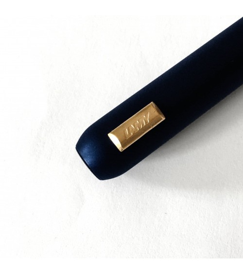 Stylo-plume Lamy Dialog CC Bleu foncé, bec or 14 carats largeur M ou B