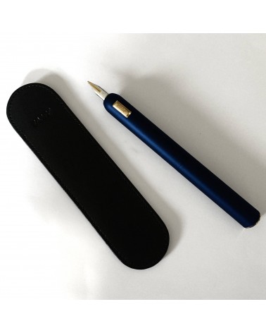 Stylo-plume Lamy Dialog CC Bleu foncé, bec or 14 carats largeur M ou B