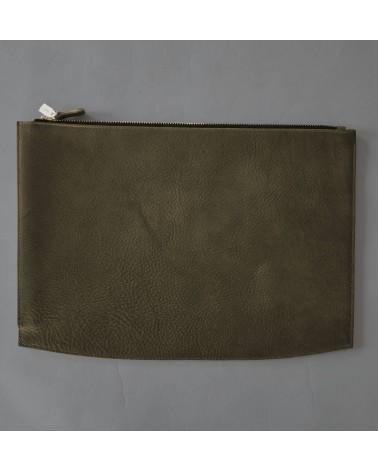 Poche plate zippée PA Allgäu, cuir épais vert olive