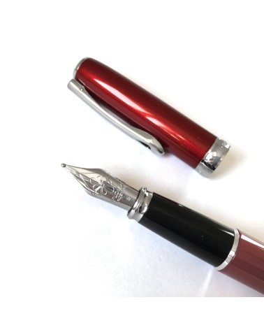 Stylo-plume Diplomat Excellence A2 Rouge magma, fabriqué en Allemagne