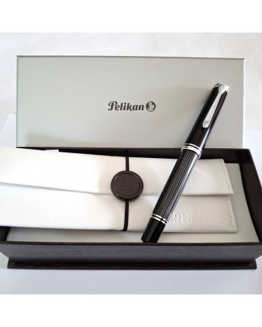 Stylo-plume à piston Pelikan Souverän 805 Stresemann, plume or 18 carats rhodié