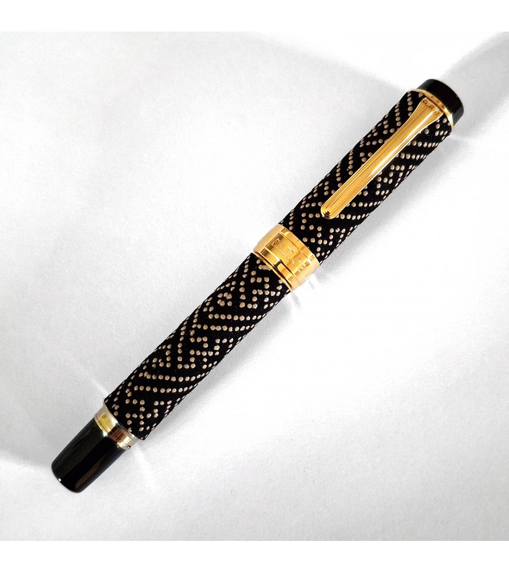 Stylo-plume Sailor Kosyu Inden Sayagata Black, bec or 14 carats