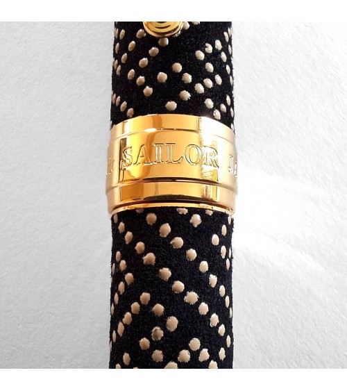 Stylo-plume Sailor Kosyu Inden Sayagata Black, bec or 14 carats