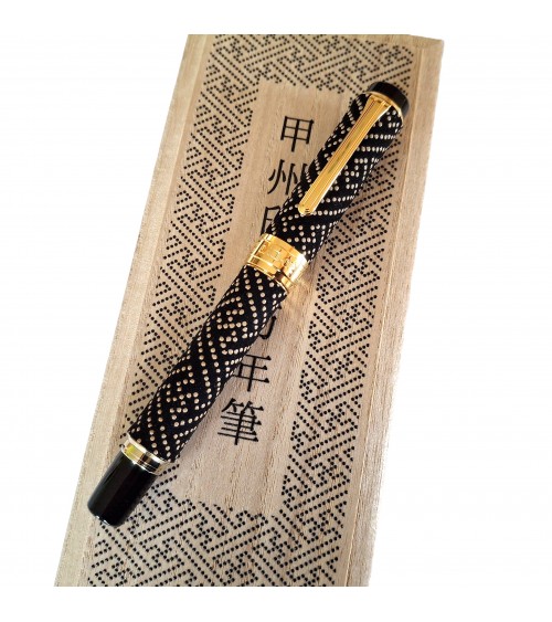 Stylo-plume Sailor Kosyu Inden Sayagata Black, bec or 14 carats