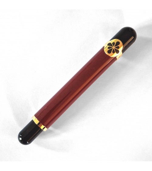 Stylo-plume Diplomat XO bordeaux, série limitée à 265 exemplaires