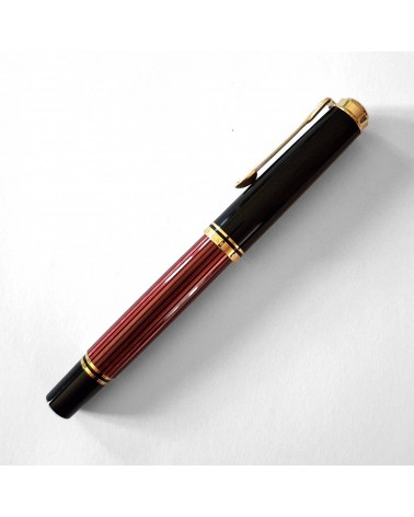 Stylo-plume à piston Pelikan Souverän 600 Red Black, plume bicolore or 14 carats rhodié