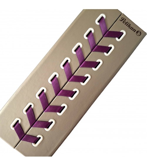 Stylo-plume à piston Pelikan Souverän 600 Violet White, édition spéciale, plume bicolore or 14 carats rhodié