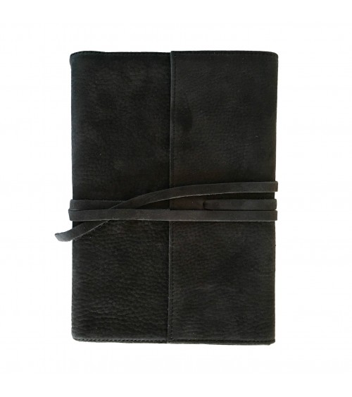 Carnet PA rechargeable cuir Nubuck noir, lacet cuir de fermeture, 
288 pages blanches, format A5