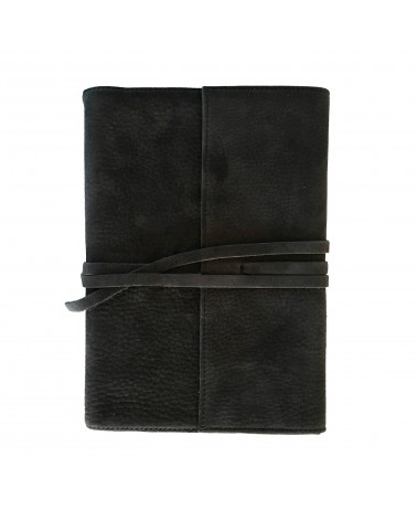 Carnet PA rechargeable cuir Nubuck noir, lacet cuir de fermeture, 
288 pages blanches, format A5
