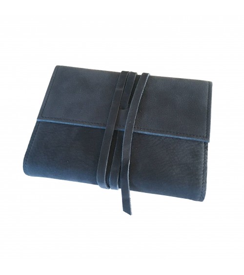 Carnet PA rechargeable cuir Nubuck bleu nuit, lacet cuir de fermeture, 288 pages blanches format A5.