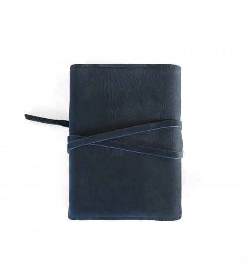 Carnet PA rechargeable cuir Nubuck bleu nuit, lacet cuir de fermeture, 288 pages blanches format A5.