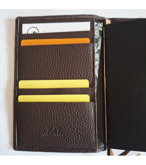 Carnet X47 rechargeable, cuir brun foncé, format A6, contient 4 carnets