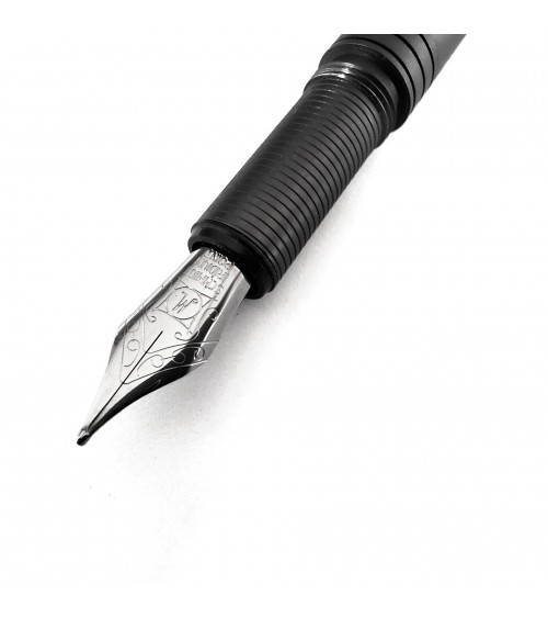 Stylo-plume Loclen Tiny Fountain Pen Black, fabriqué en Italie