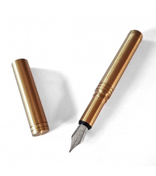 Stylo-plume Loclen Tiny Fountain Pen Laiton, fabriqué en Italie