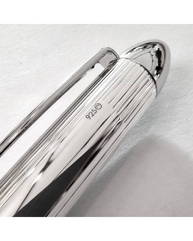 Stylo-plume Waldmann Pocket 2381, argent sterling 925, entièrement guilloché décor lignes parallèles, bec inox largeur M