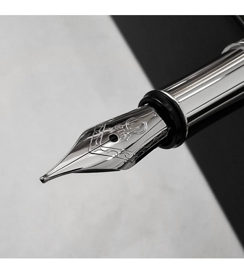 Stylo-plume Waldmann Liberty 6932 argent massif sterling 925 guilloché, bec largeur M.