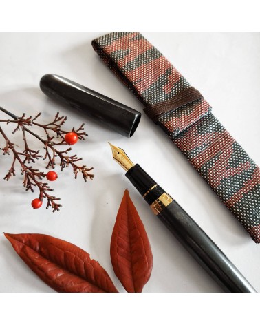 Stylo-plume Sailor Nawate Kuroginhaku avec bec en or de largeur M