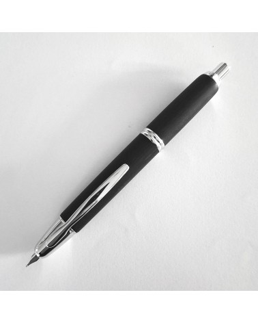 Stylo-plume Pilot Capless Wooden Argent/Noir, bec rétractable or 18 carats