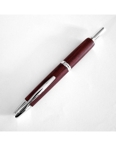 Stylo-plume Pilot Capless Wooden Argent/Rouge, bec or 18 carats