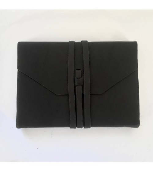 Carnet Manufactus Laccio, couverture cuir veau noir. L'Ecritoire design, lausanne.