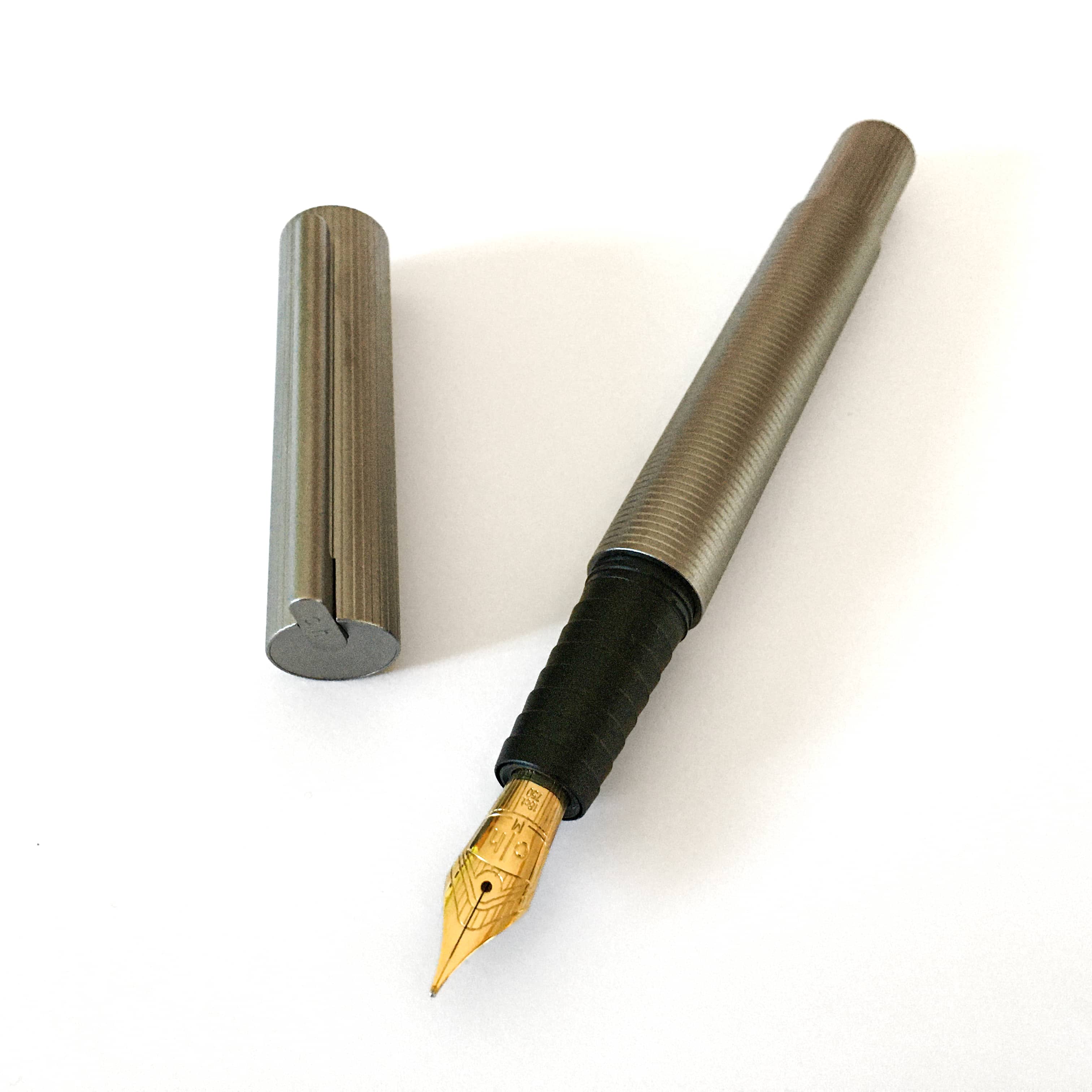 Stylo-plume Design 08 de Otto Hutt